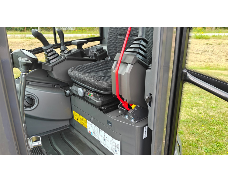 New Holland E25D