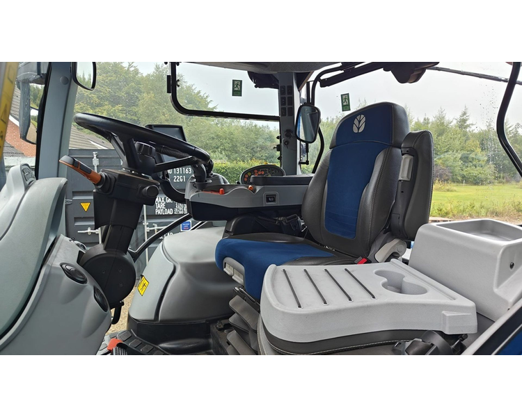 New Holland T7.175 AC