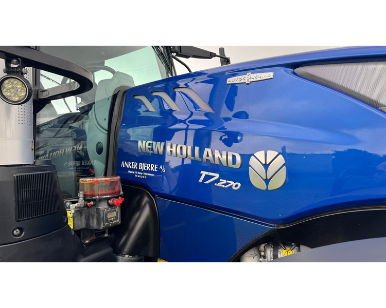 New Holland T7.270 AC BLUEPOWER