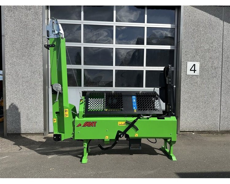 Avant JAPA 315 + save/kløvemaskine til Avant 