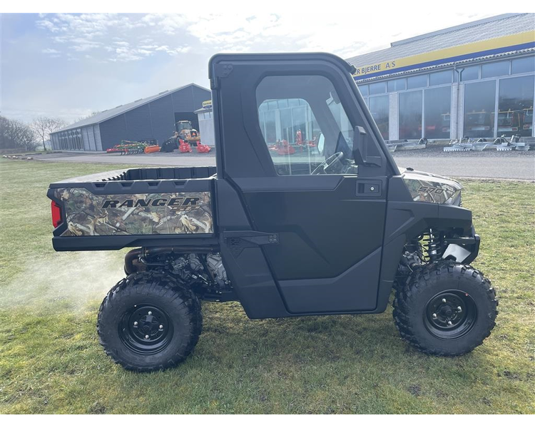 Polaris Ranger 570 traktor / lukket kabine med varme.