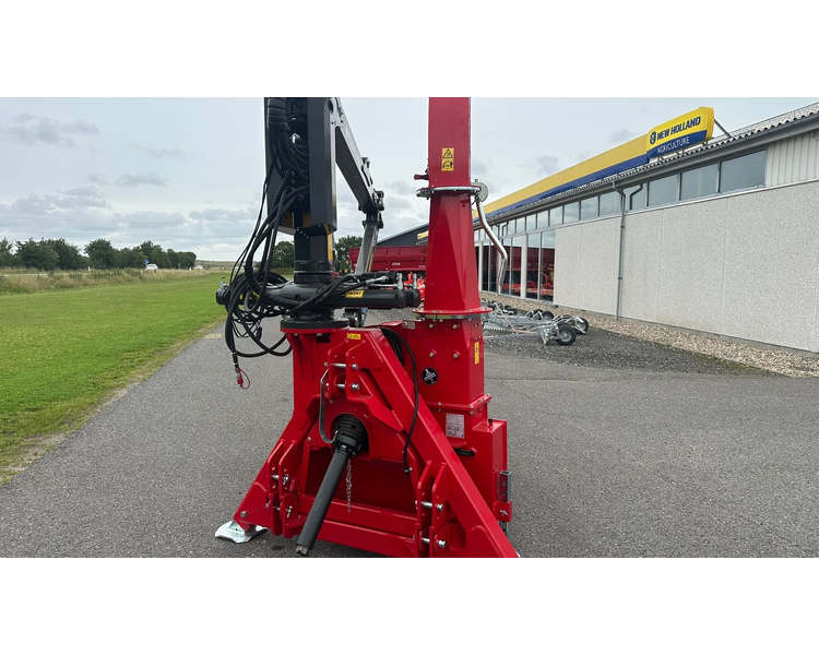 TP TP 270 K  Flishugger med kran