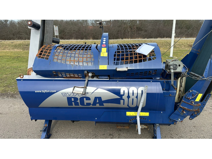 Tajfun RCA 380 RCA 380