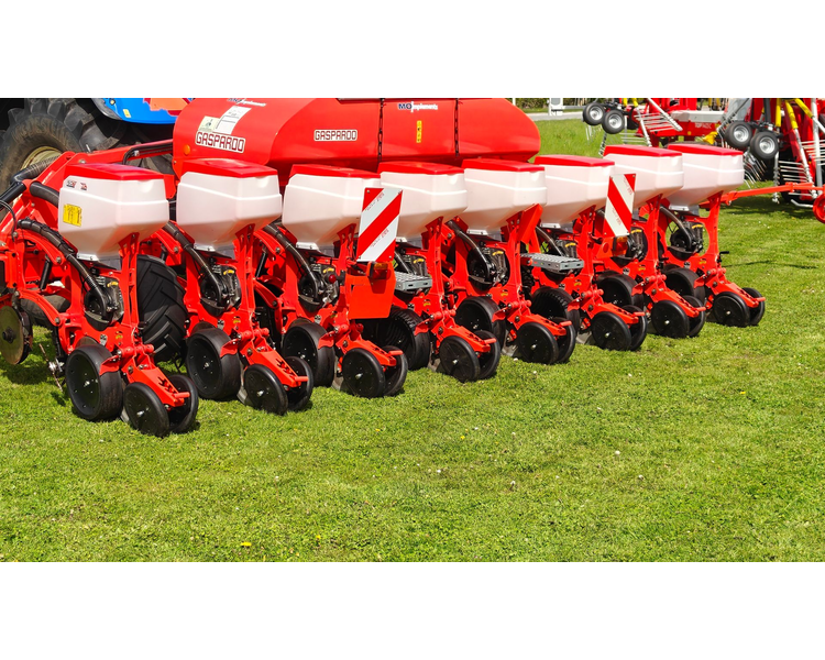 Maschio Gaspardo Mirka Isotronic 8
