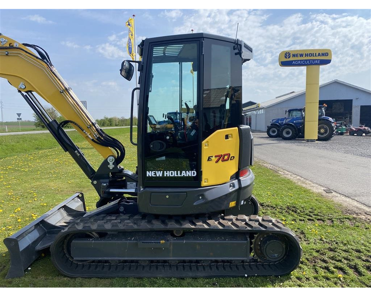 New Holland E70D