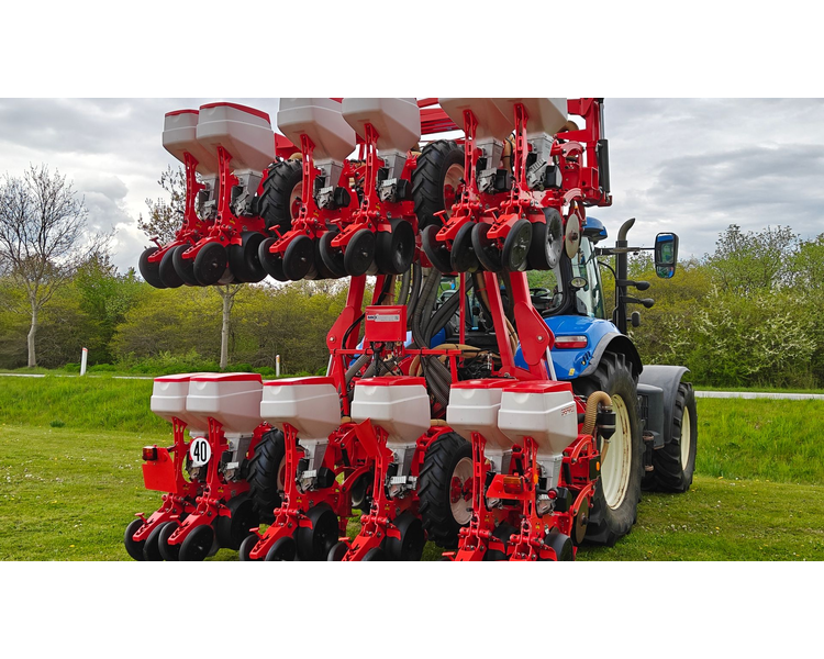 Maschio Gaspardo MANTA ISOTRONIC 12-75 XL inkl. fabriksny Maschio Gaspardo Fronttank