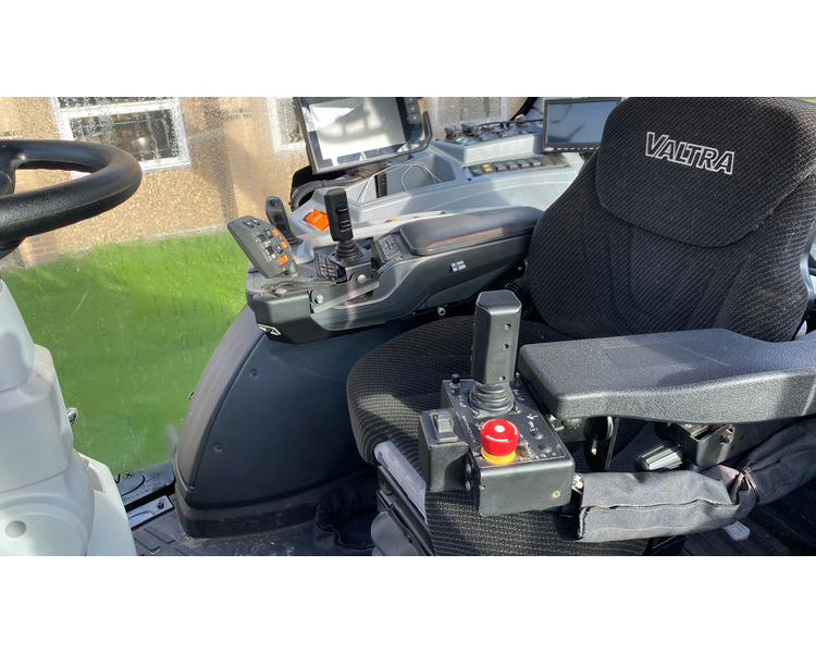 JENZ 360 jenz 360 + alsidig flisvogn + Valtra T 234