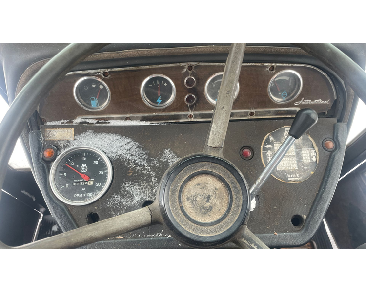 International IH 574