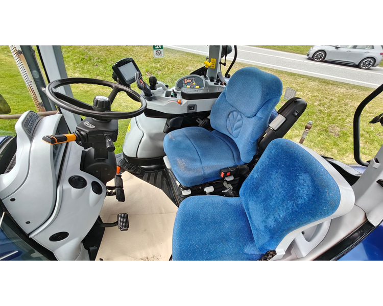 New Holland T7.260 Power Command
