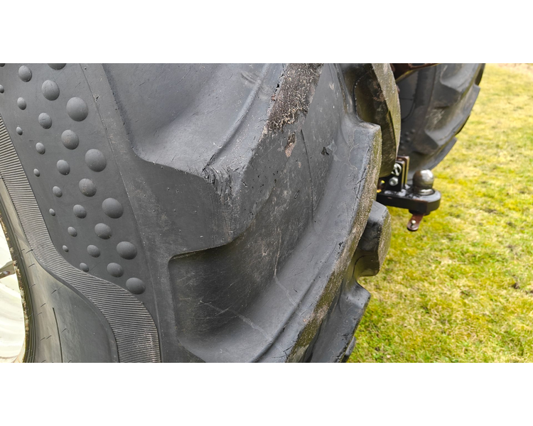 New Holland T7070 AutoCommand