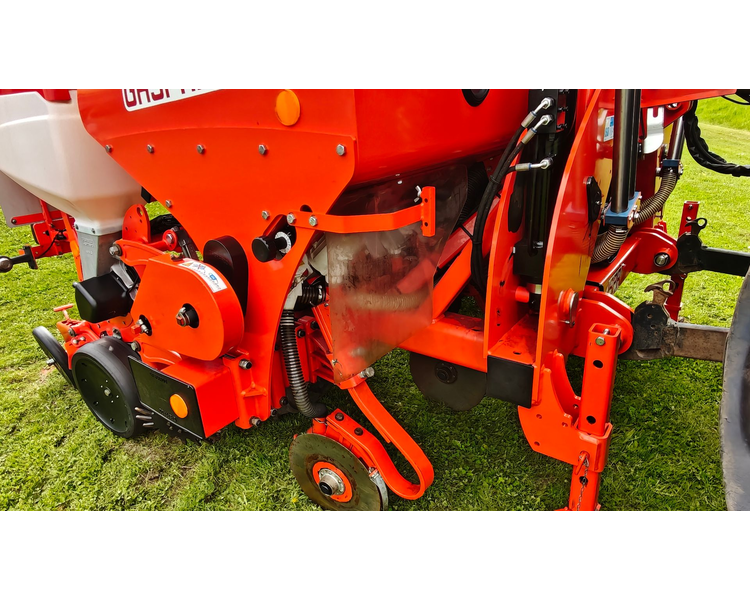 Maschio Gaspardo Mirka Isotronic 8
