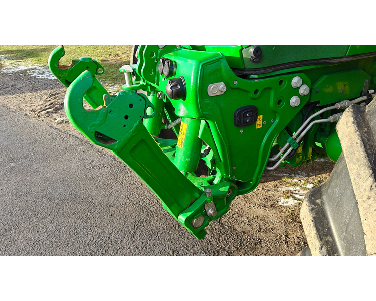 John Deere 6155R