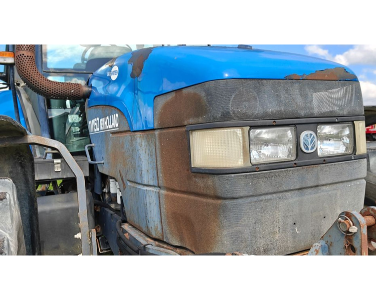New Holland TM 150