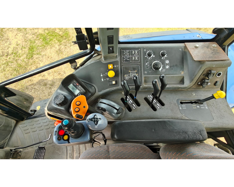 New Holland TM155 Med Frontlæsser