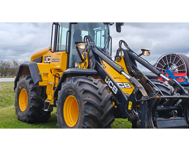 JCB 435s