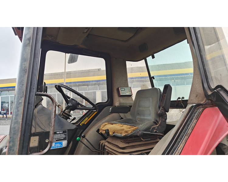 Case IH 795 XL Med vendegear - Frontlæsser og skovl