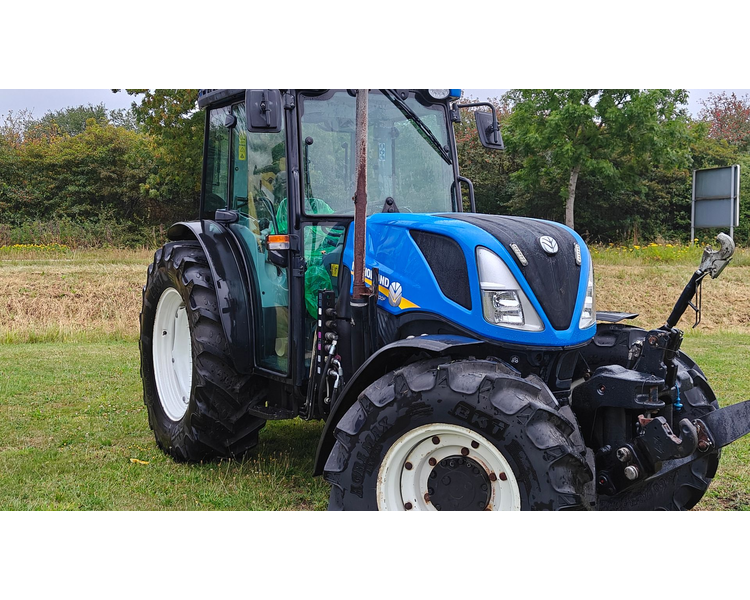 New Holland T4.100 F