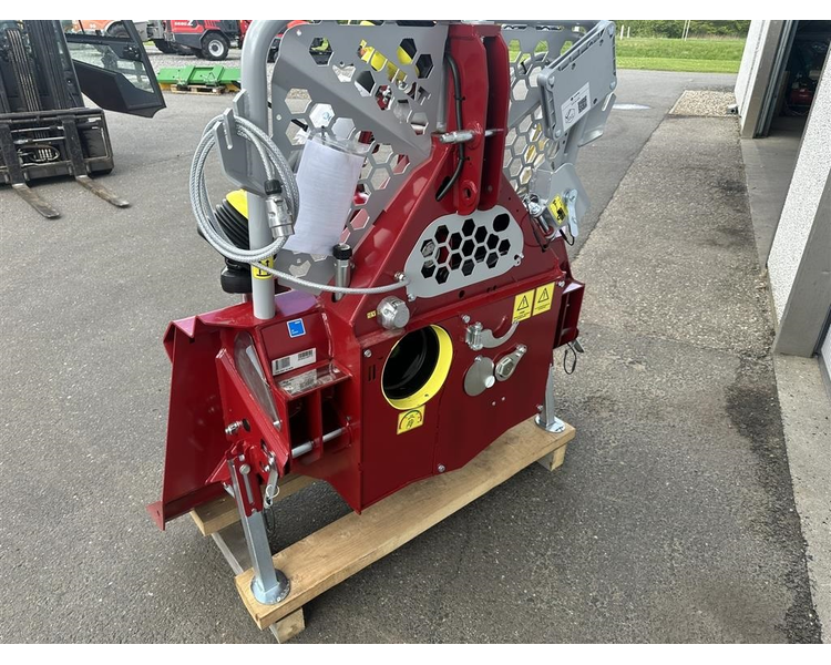 Tajfun 45AHK MED FJERNSYRING  RING TIL ANDERS PÅ 30559780