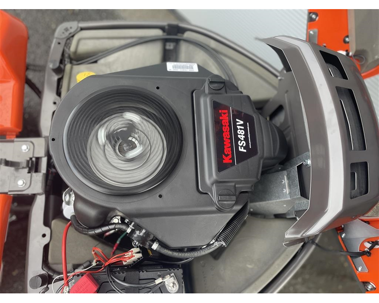 Husqvarna R 316TsX AWD Servostyring & 112cm klippebord