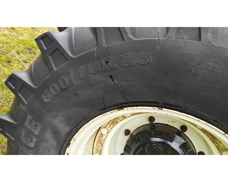 New Holland T7070 AutoCommand