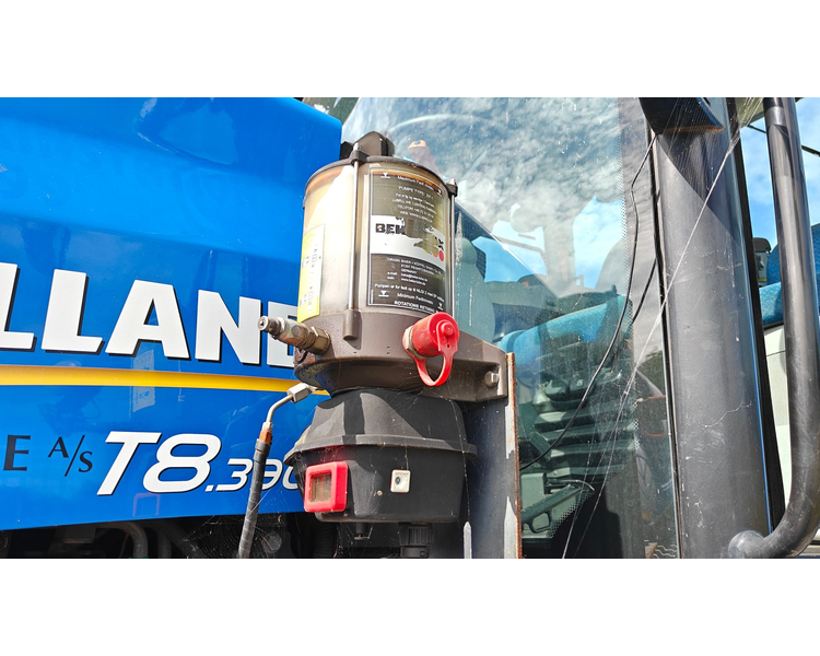 New Holland T8.390