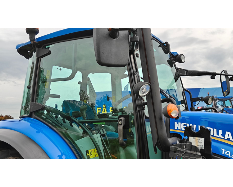 New Holland T4.95 Med frontlæsser