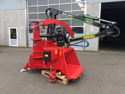 TP TP 270 K  Med FTG Forest kran