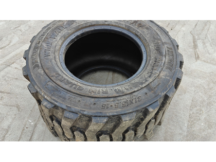 H. D. RIM GAURD 31x15.5-15 XXX