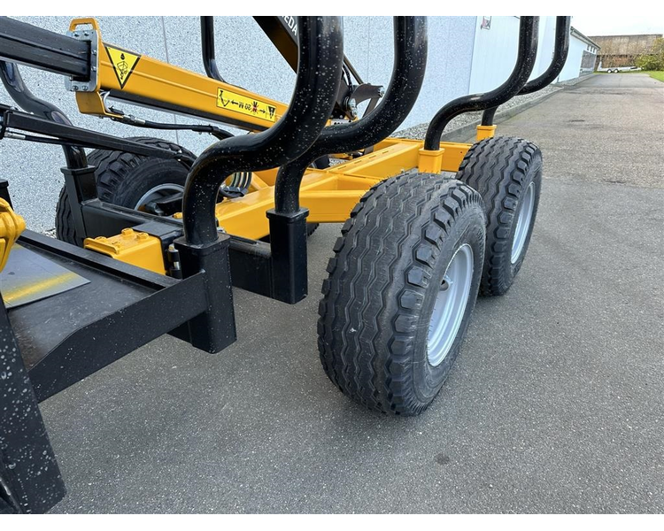 FTG-Moheda M101 med M41T kran