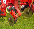 Maschio Gaspardo MANTA ISOTRONIC 12-75 XL Med fronttank
