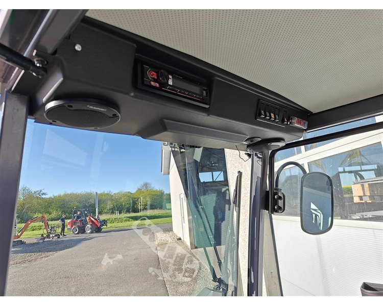 Timan 3330 4WD MEGET PÆN STAND - KOST; V-PLOV, SPREDER