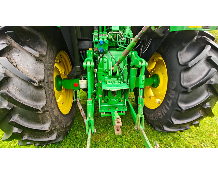 John Deere 5090R