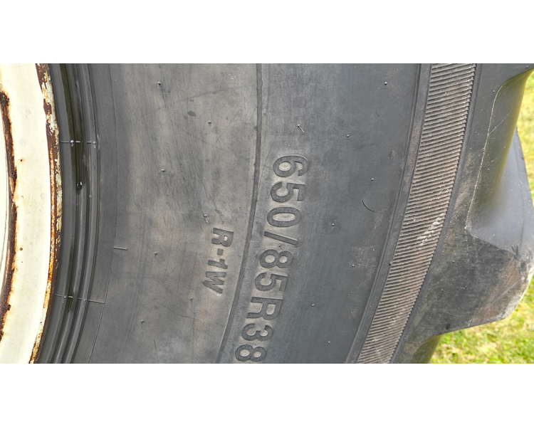 New Holland T7070 AutoCommand