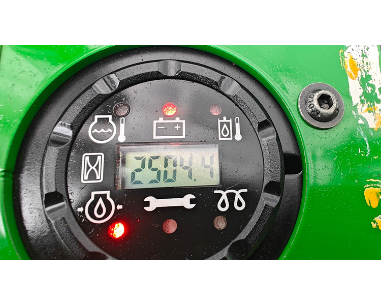 John Deere 1550 TerrainCut