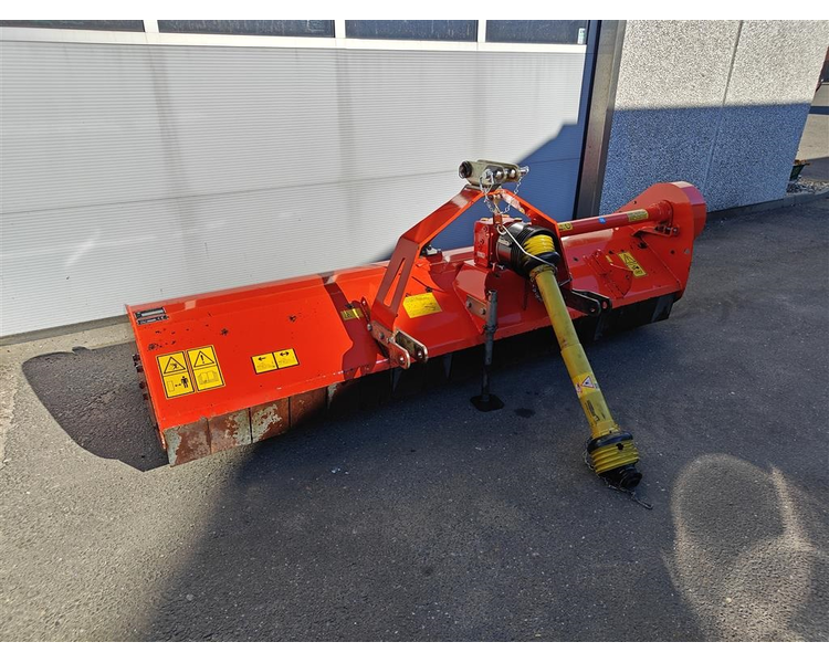 Kuhn BKE 250 KØRT GANSKE LIDT