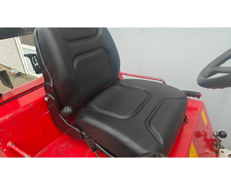 Thaler KL 234/ Ka Skovl, pallegafler, siloklo medfølger