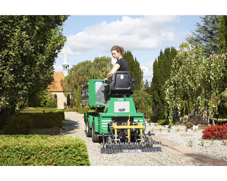 - - - GMR / NESBO 100 cm