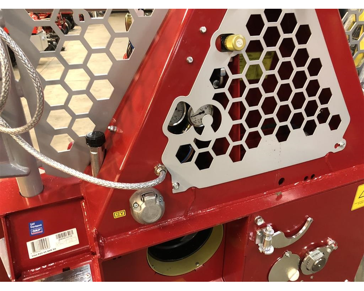 Tajfun EGV 65AHK Hydraulisk MED SG. SPIL OG FJERNBETJENING.