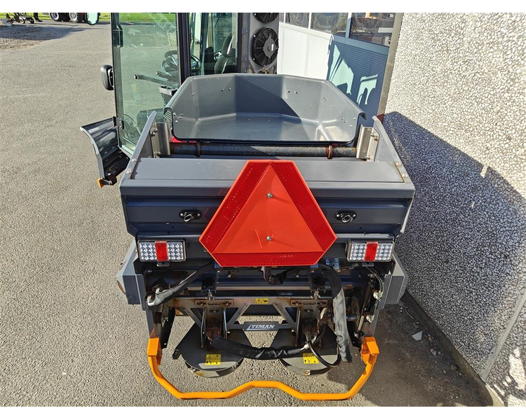 Timan 3330 4WD MEGET PÆN STAND - KOST; V-PLOV, SPREDER