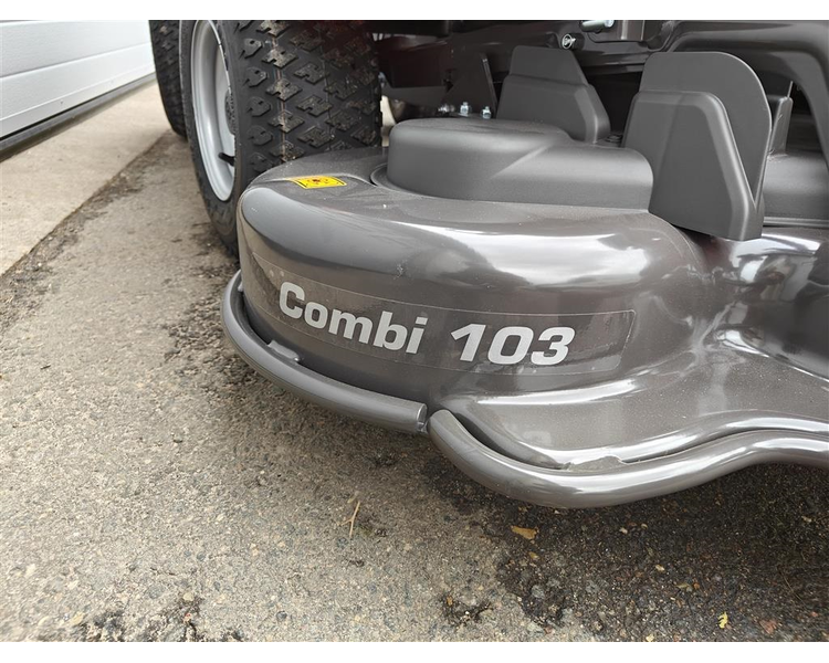 Husqvarna R 214T - 103cm klippebord OBS: inkl. 103cm klippebord