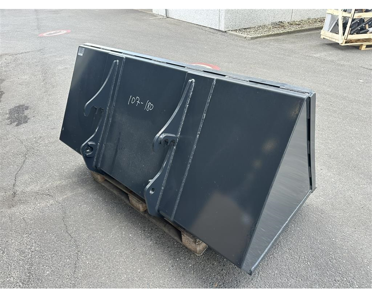 Schäffer Skovl Volume skovl 900L / 180 CM