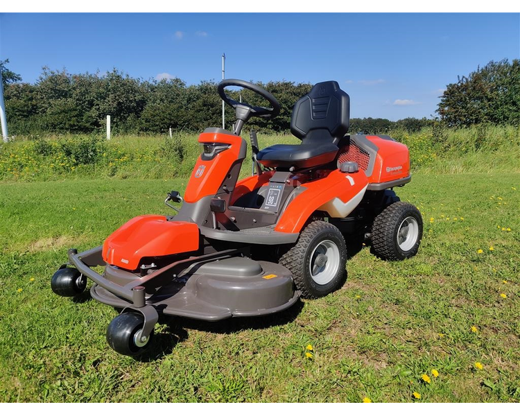 Husqvarna r 316tx awd inkl. 112cm klippebord