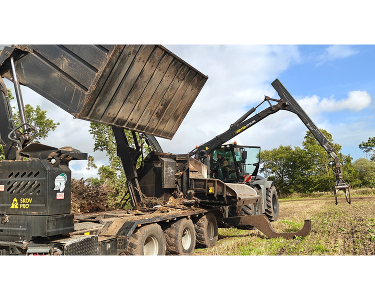 PEZZOLATO PTH 1200/1000 Med CLAAS 5000 XERION