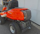Husqvarna R214TC. inkl. 103cm klipperdæk