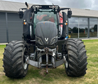 Valtra T214 m. Flisvogn fra Kronos / Alsidig Maskinfabrik