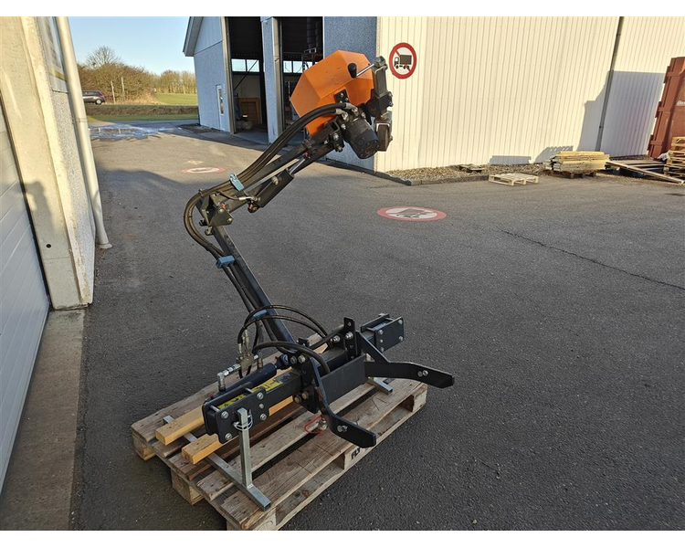 - - - Nesbo kantskærer, hydraulisk