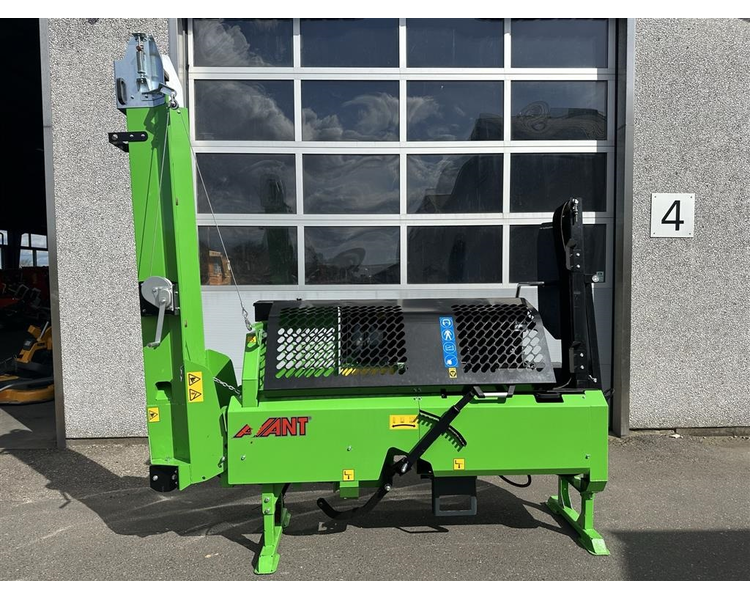 Avant JAPA 315 + save/kløvemaskine til Avant 