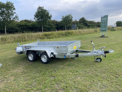 Variant 3515 MT 2800kg slisker