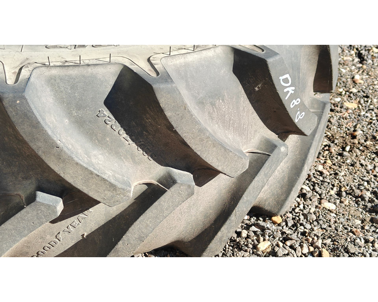 Goodyear 320/70R24 XXX