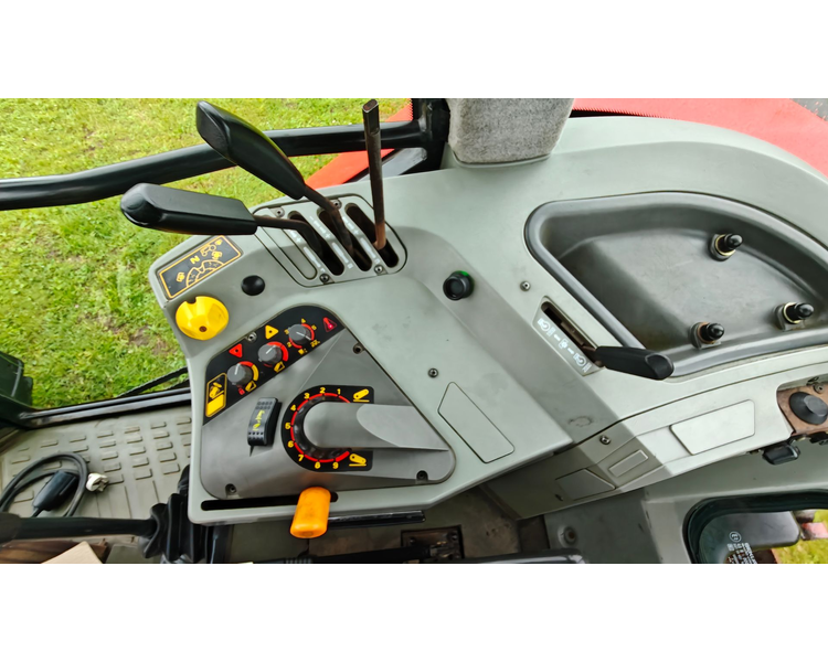 Massey Ferguson 6170